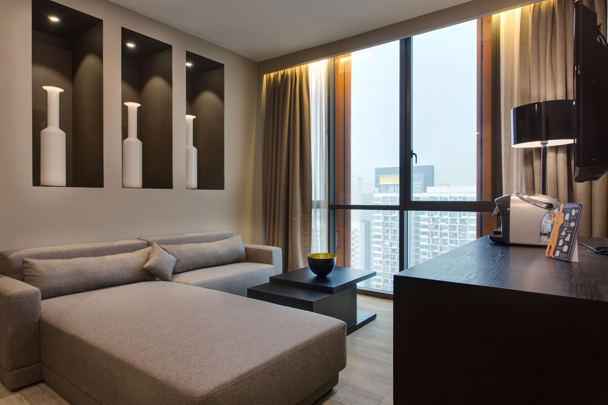Hotel Qliq Damansara à Petaling Jaya Extérieur photo